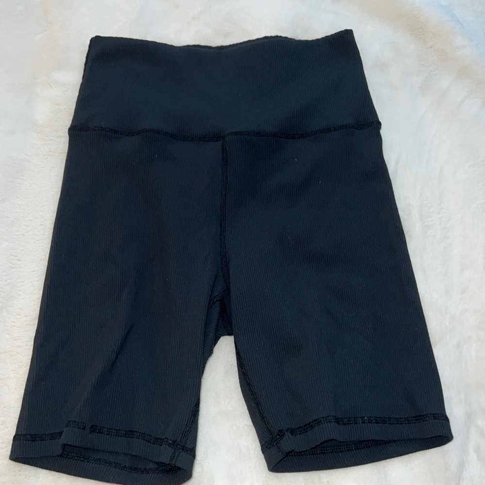 Black aerie shorts